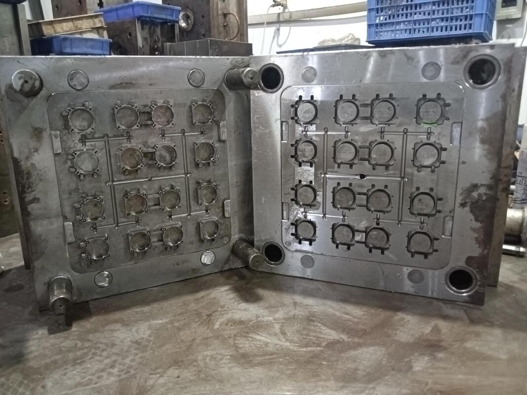PP Custom Mold Plastic Injection Plastic Mould Maker 250000-300000 Shots OEM ODM Support